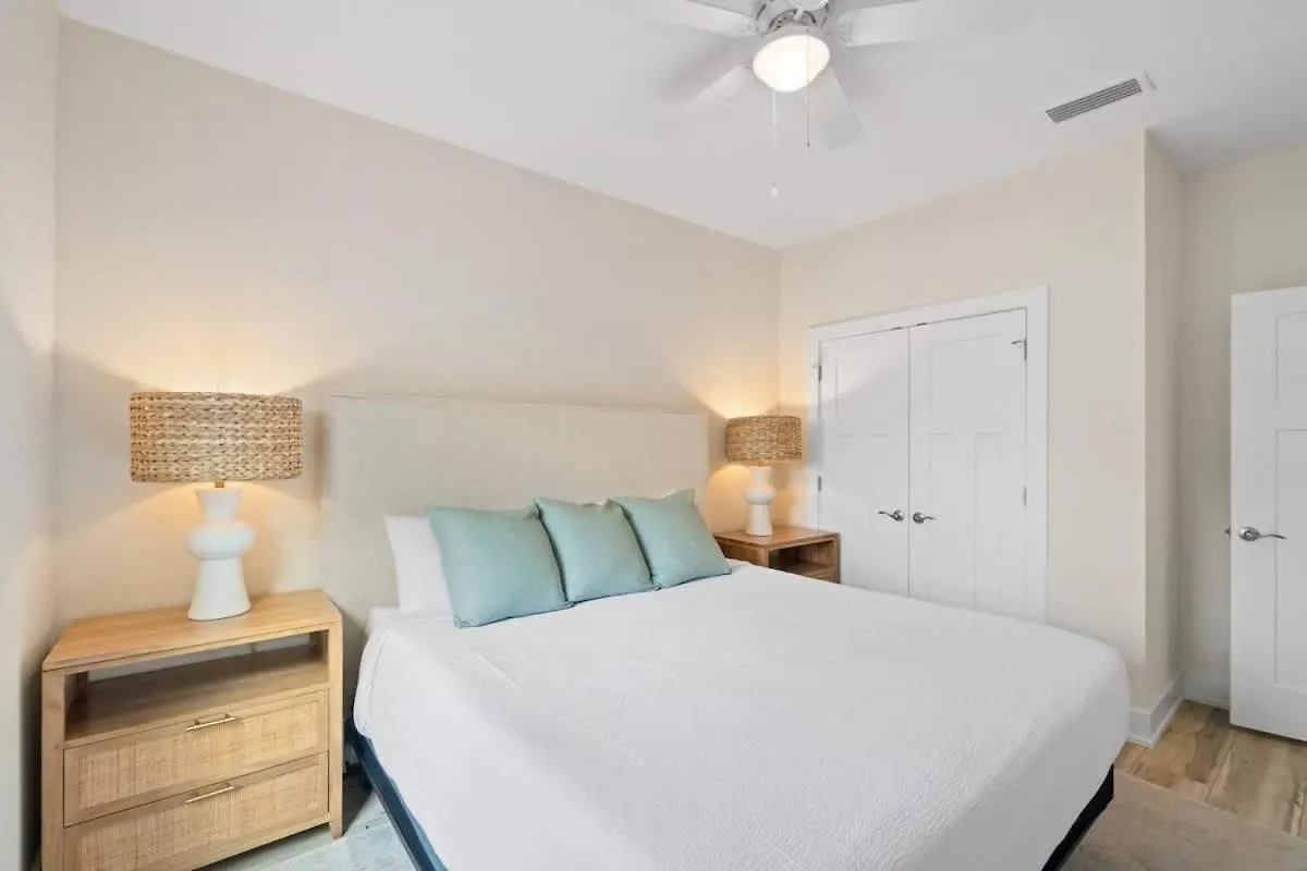 Palm Paradise Family House Pet Friendly بنما سيتي بيتش 0*,  الولايات المتحدة الأمريكية